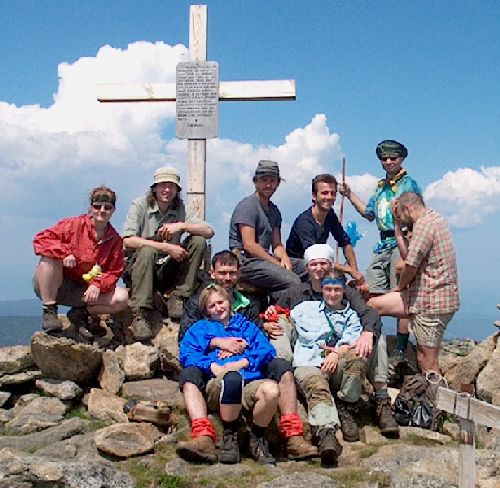 Expedice Bajkal 2003 z prava - Káča, Síma, Káčula, Jarda, Tokajíto, Žíža, Žach, Prcek, Pavlík a Peži